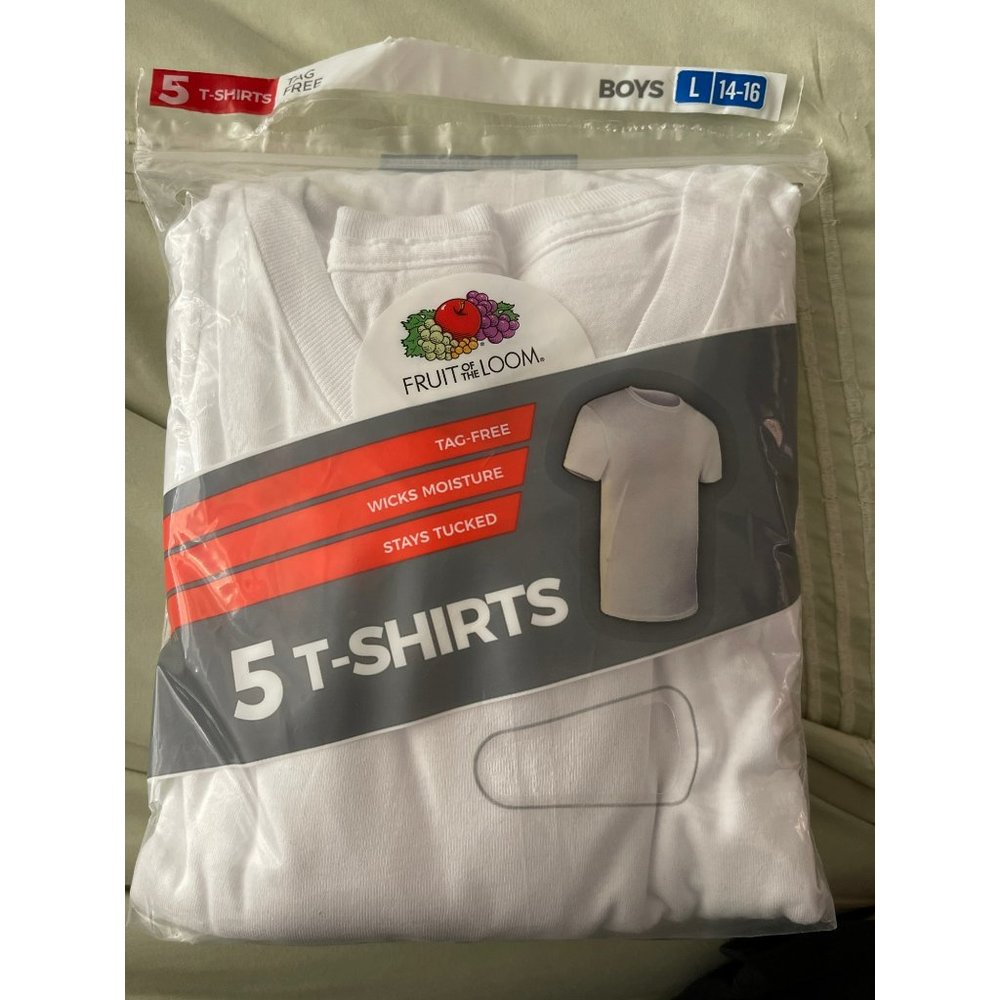 Fruit of the Loom White Tag-less Crew Neck Under T-Shirts Large 14/16